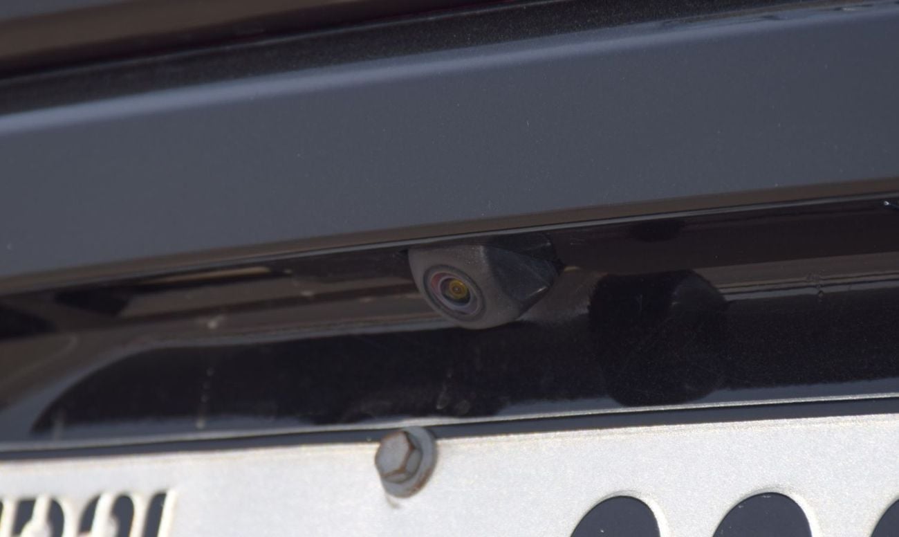 تويوتا كورولا 2.0L PETROL