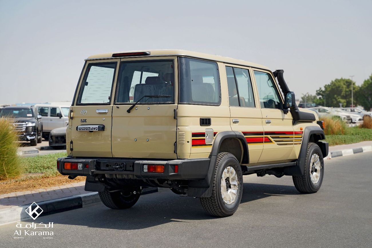 تويوتا لاند كروزر 70 تويوتا لاند كروزر ٧٦ | ٢.٨ لتر | دفع رباعي يدوي | إصدار الذكرى الأربعين | خليجي | كاميرا خلفية | مقا