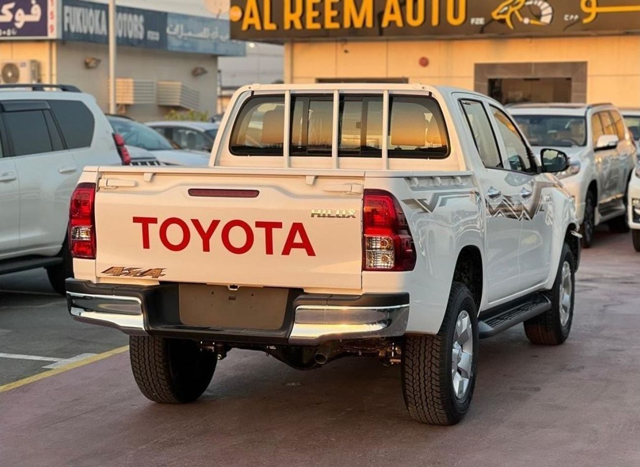 تويوتا هيلوكس TOYOTA HILUX 2.4 DIESEL 4WD 4DOORS 2024