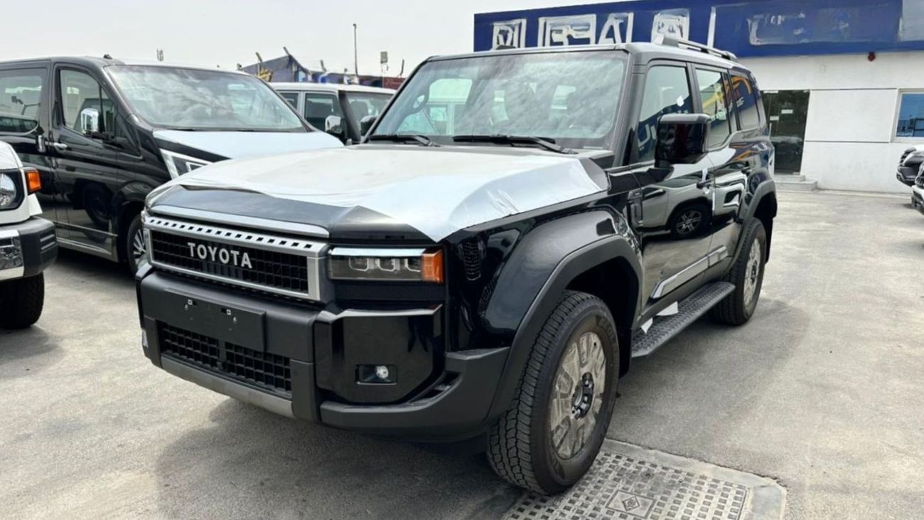 تويوتا برادو 2.4L Turbo, 4-Cylinder, DOHC, 16V . Automatic . 7 Seater . 5 Door . Four Wheel drive