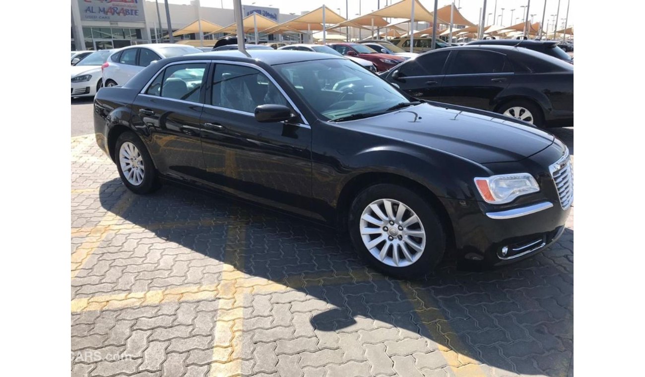 Chrysler 300 Chrysler 300 2014 model good condition