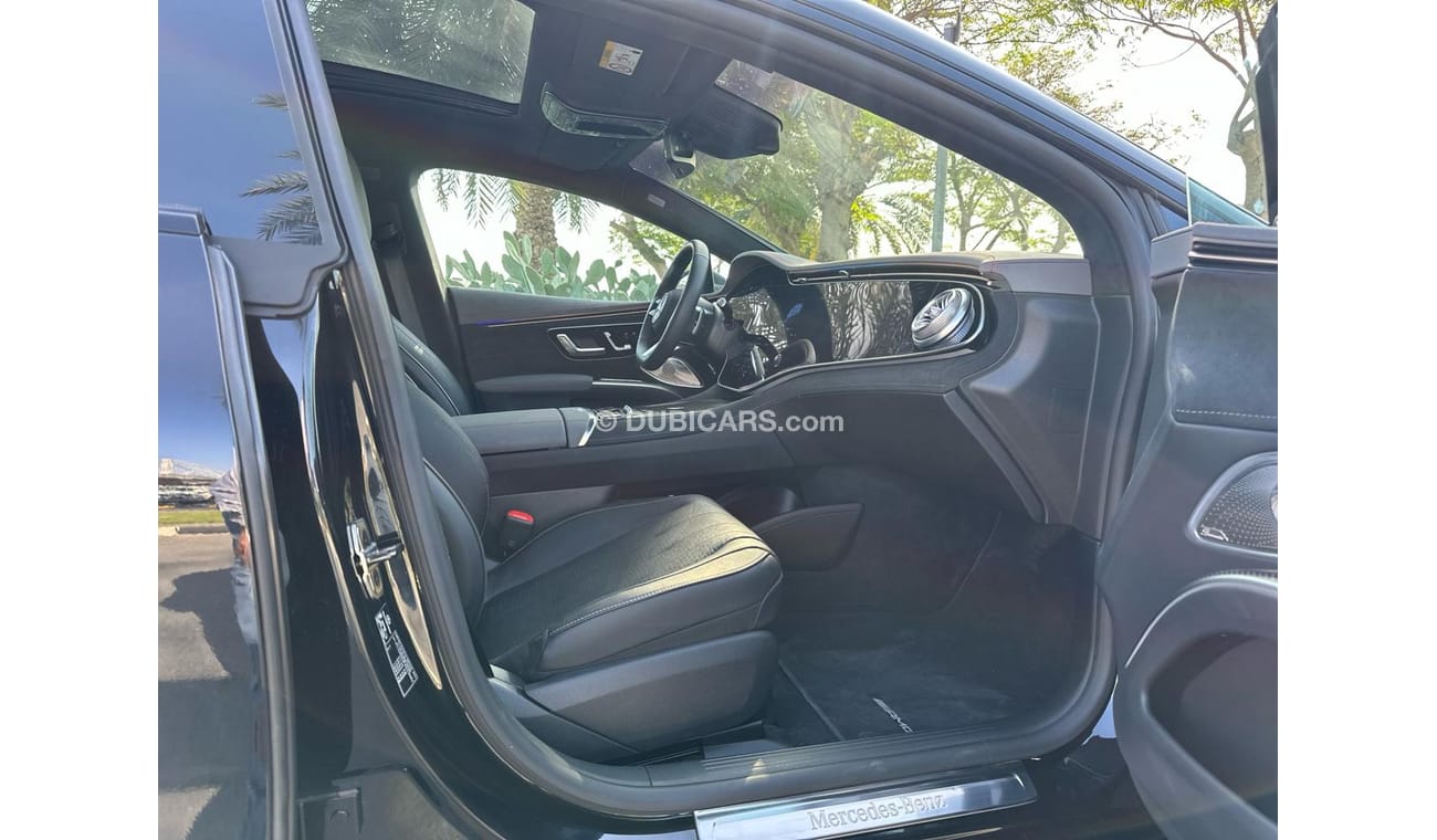 Mercedes-Benz EQS 580 RANGE 700KM - MY 2023 - EURO SPEC - BLK_BLK (LOCAL OFFER)  INCLUDING 5 YEARS GARGASH WARRANTY