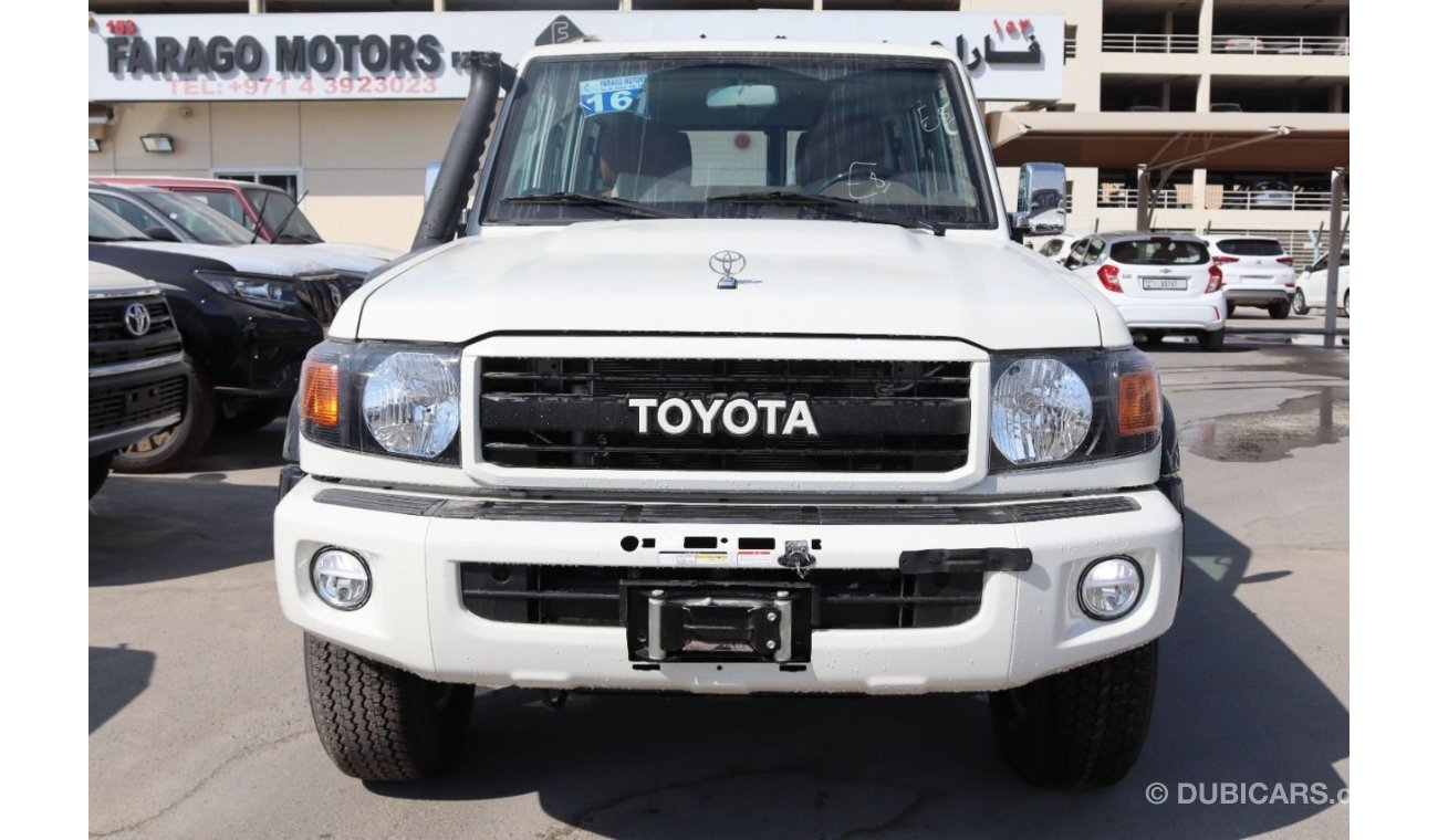 Toyota Land Cruiser GRJ76 4.0 V6 70TH ANNIVERSARY