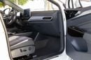 فولكس واجن ID.4 2022 VW ID4 Pure+ 19 بوصة FP - أبيض من الداخل أسود ورمادي | للتصدير فقط