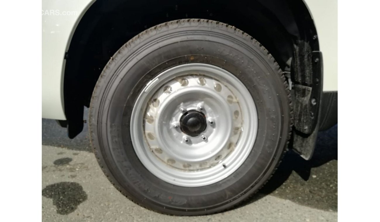 Toyota Prado TX 2.7L Automatic spare tyre Up
