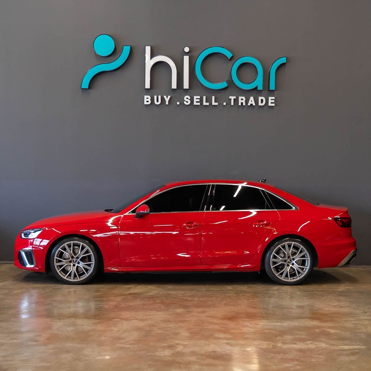 أودي A4 35 TFSI S-LINE