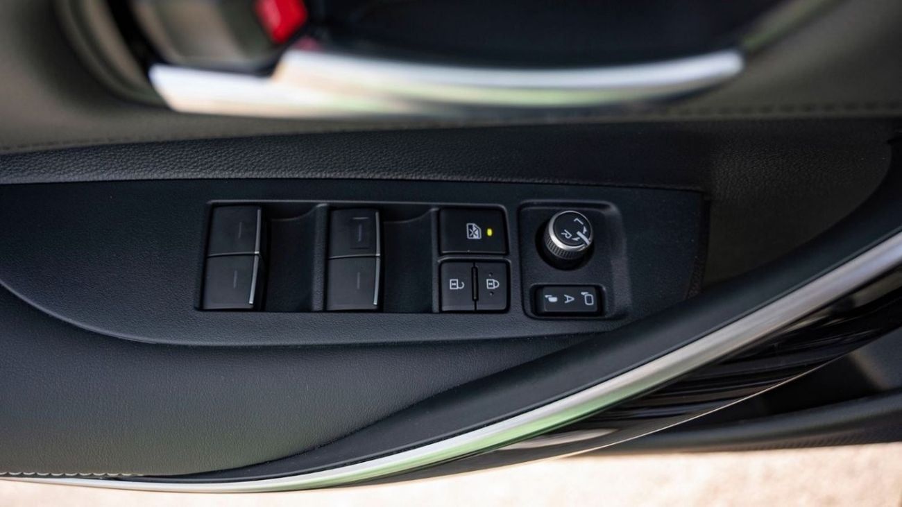 تويوتا كورولا 1.6L PETROL, FULL OPTION, PUSH START, SUNROOF 2023