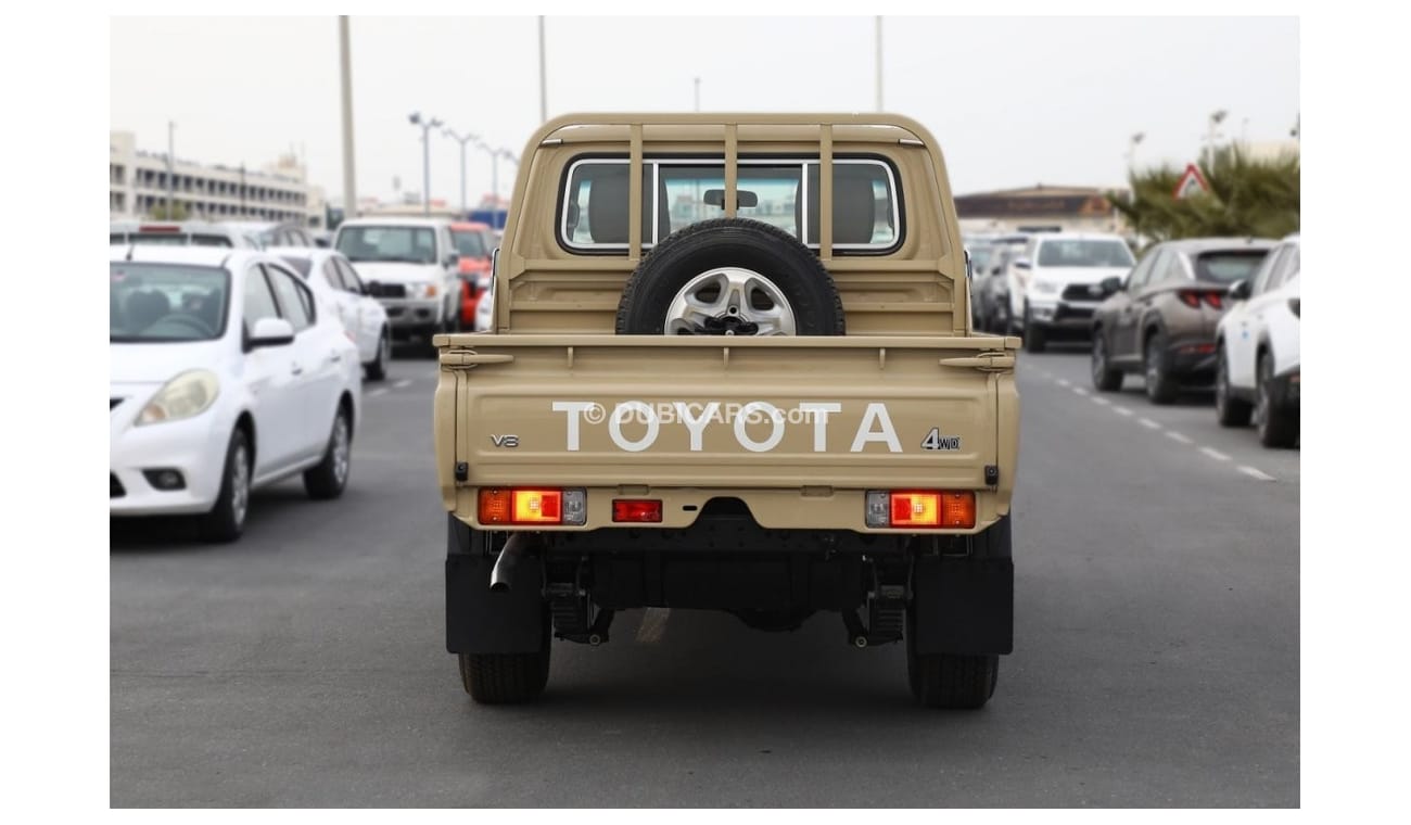 Toyota Land Cruiser Pick Up 2023 Toyota LC PUP 4X4 DC 4.5 With Diff Diesel Manual - Beige inside oak - Export only