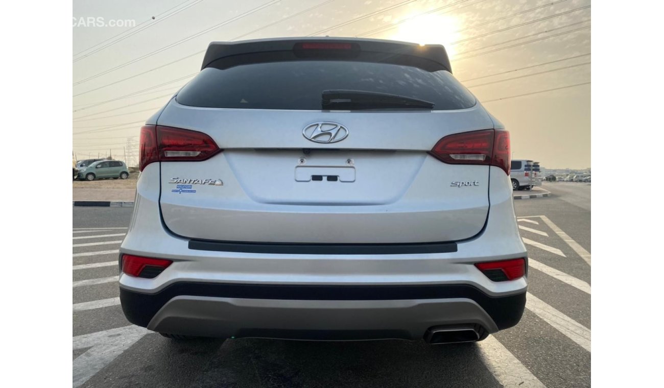 Hyundai Santa Fe 2018 HYUNDAI SANTAFE SPORT / MID OPTION