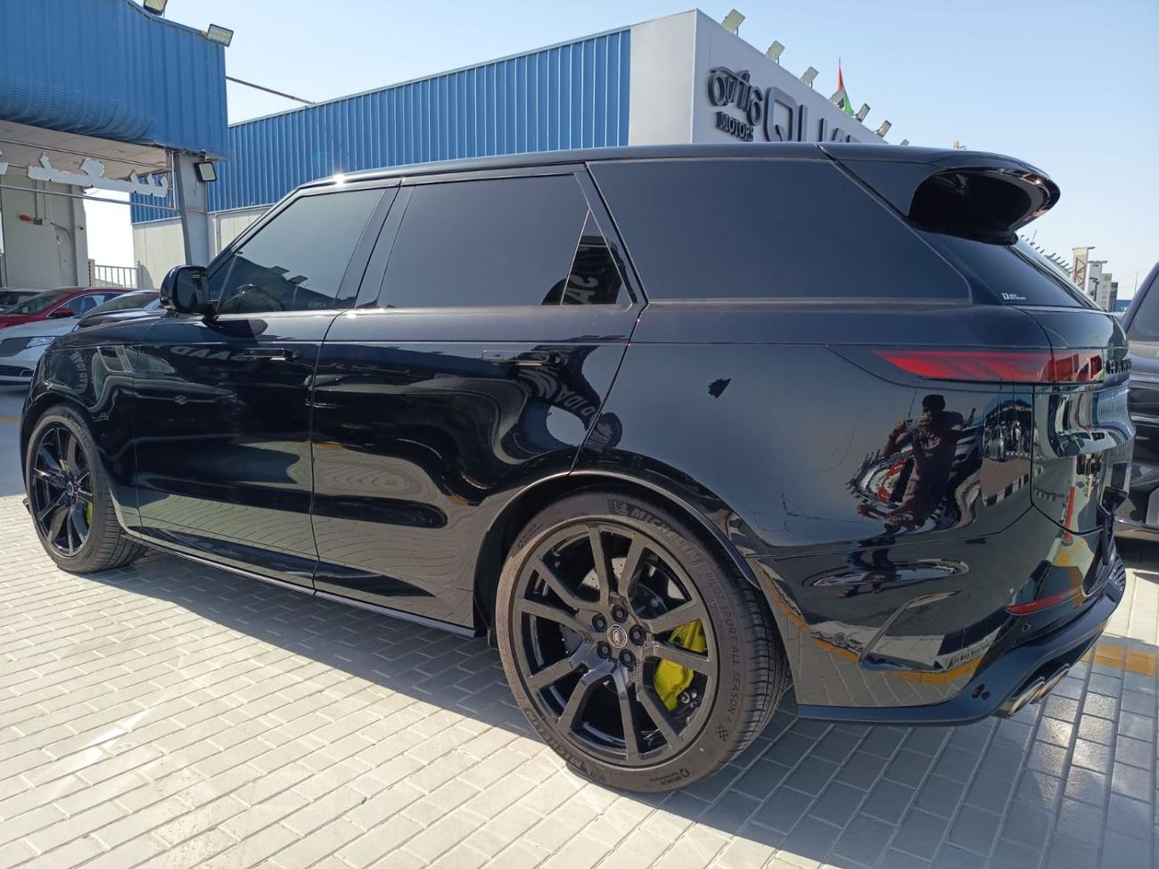 Land Rover Range Rover SV LWB P615