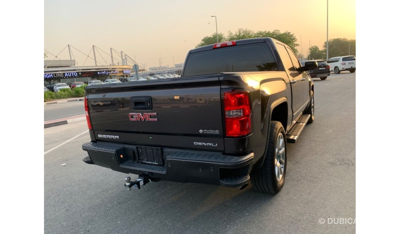 GMC Sierra Denali 6,2 4WD V8. GCC