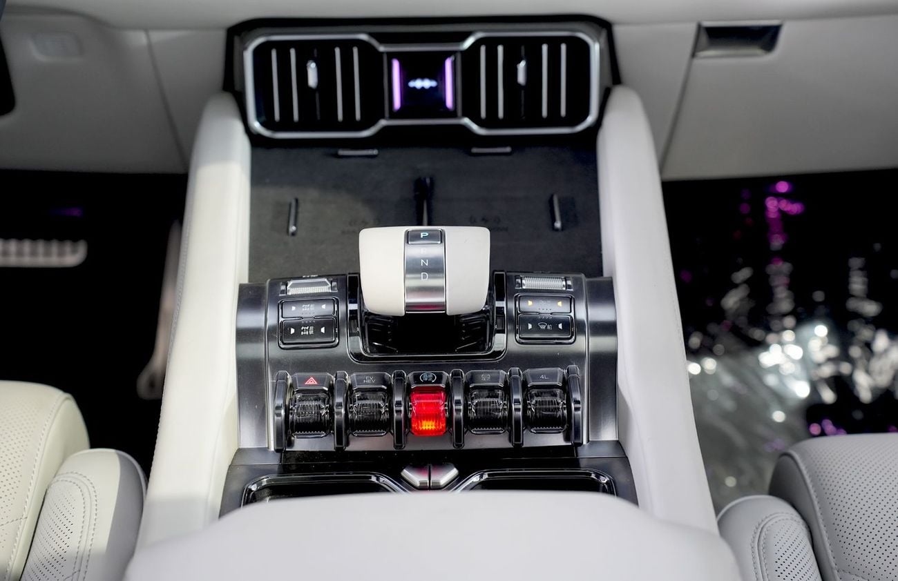 BYD Leopard 8 Smart and Brave Flagship Edition (6 Seats) (EXPORT ONLY)