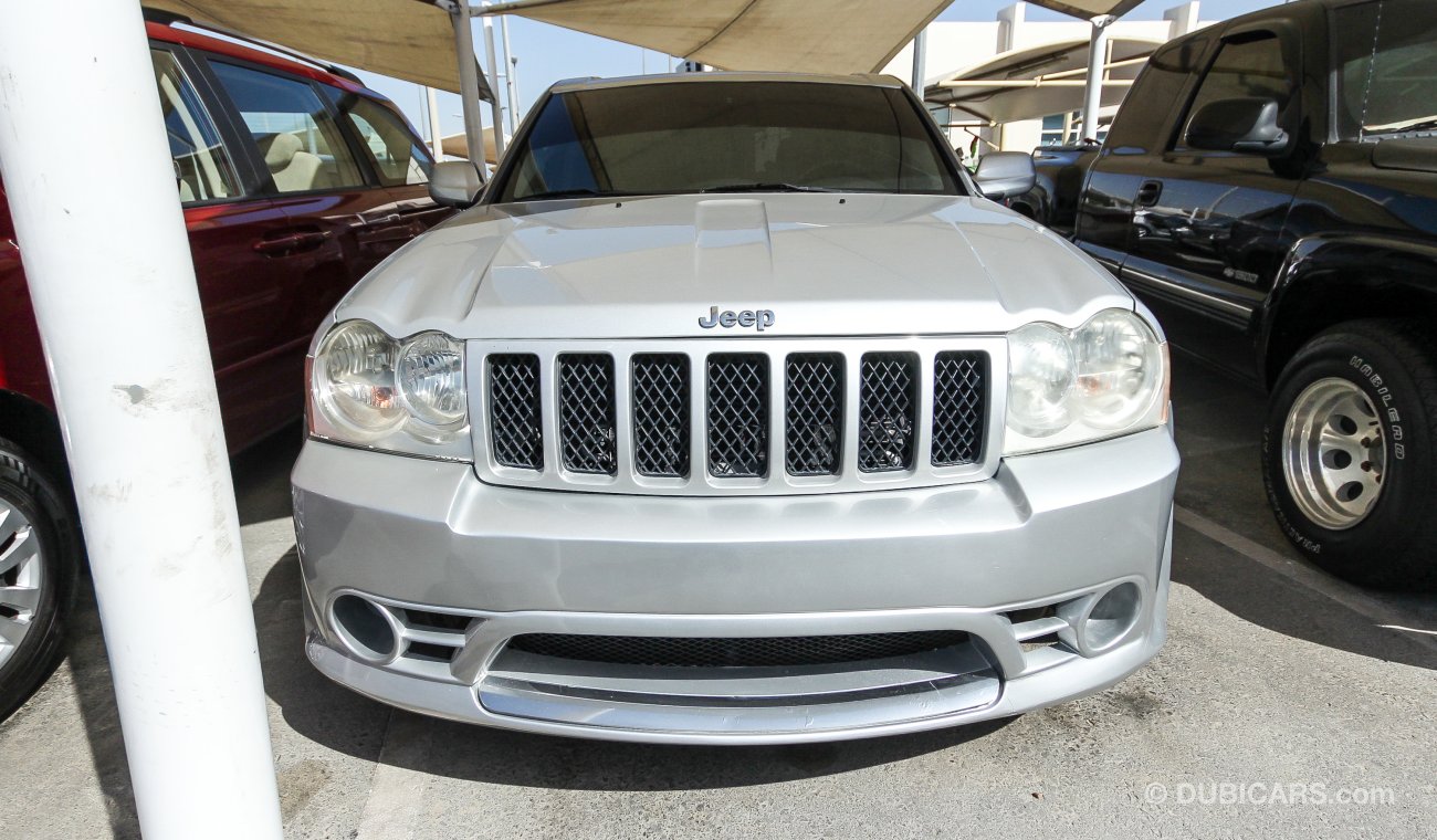 Jeep Grand Cherokee SRT