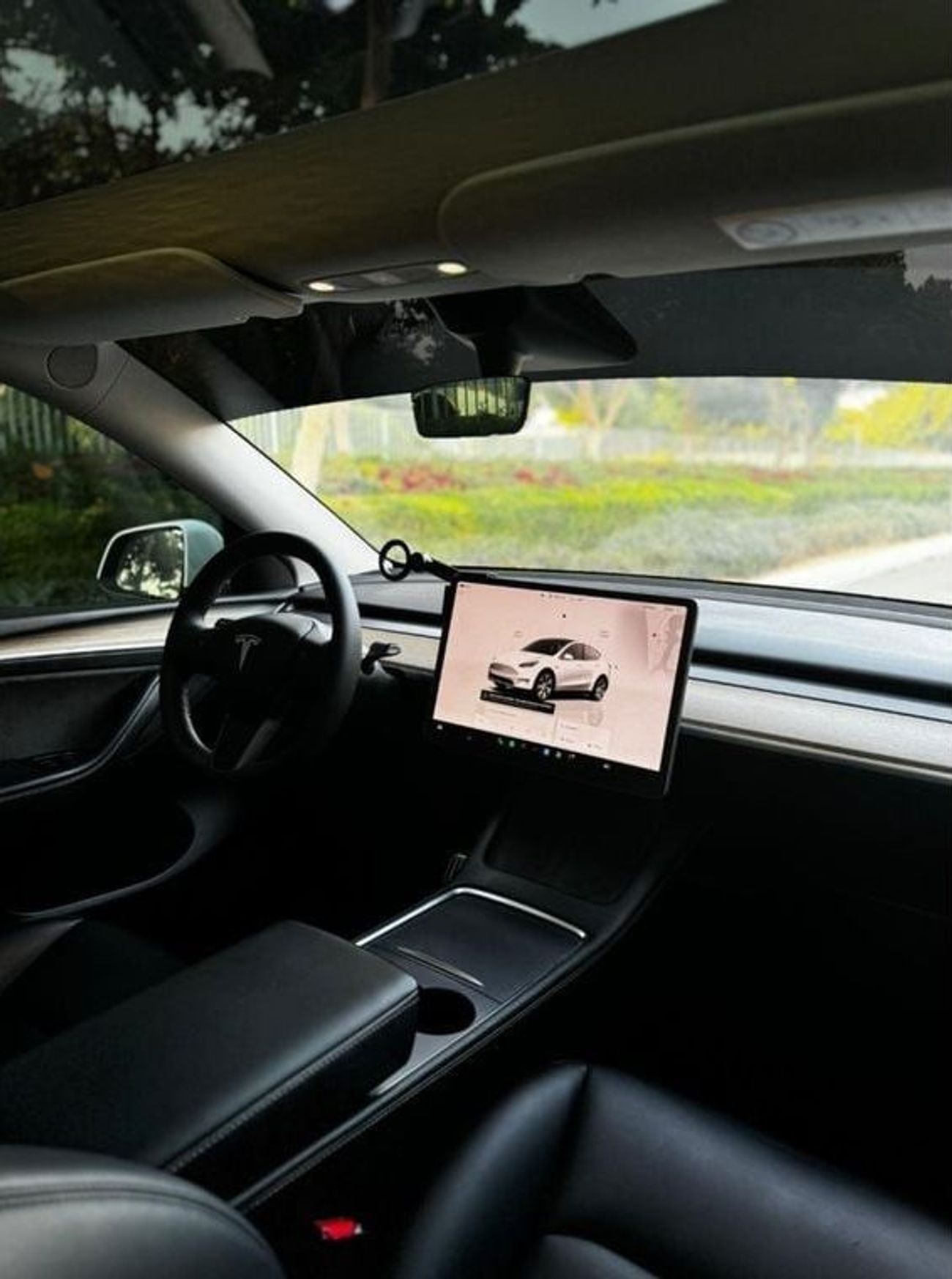 تسلا موديل Y LONG RANGE DUAL MOTOR