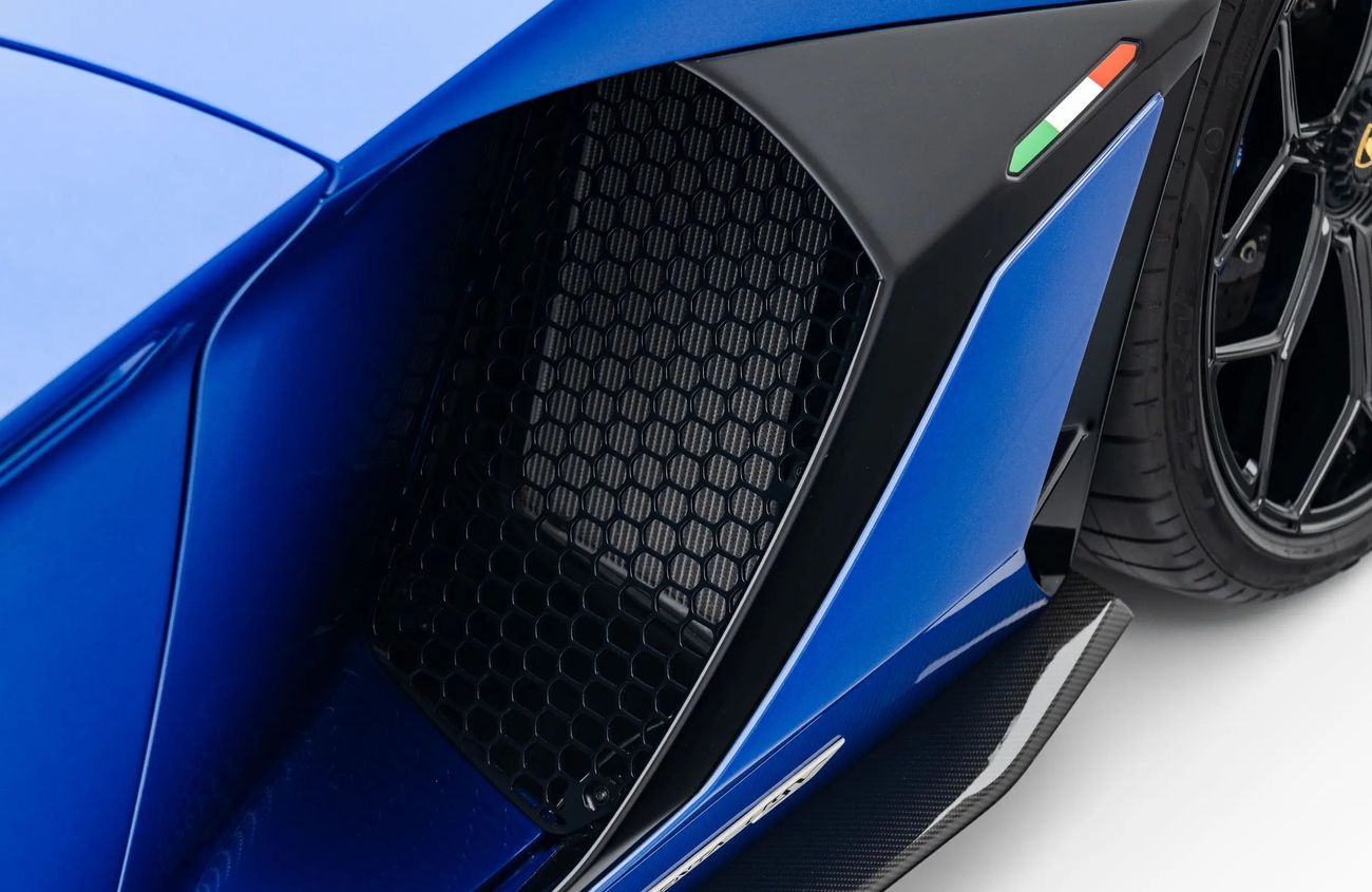 Lamborghini Aventador 6.5L V12 Naturally Aspirated Engine