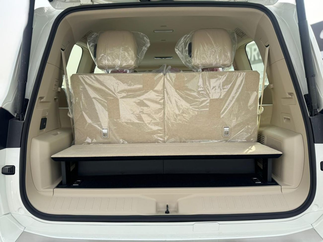 تويوتا لاند كروزر 