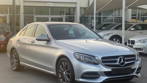 Mercedes-Benz C200 Elegance Mercedes C200 _GCC_2015_Excellent Condition _Full option