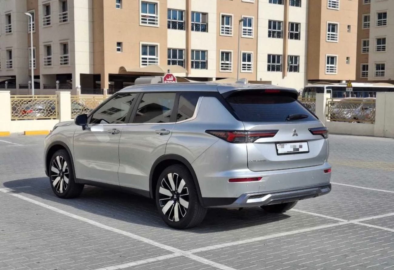 Mitsubishi Outlander GLX High 2.4L