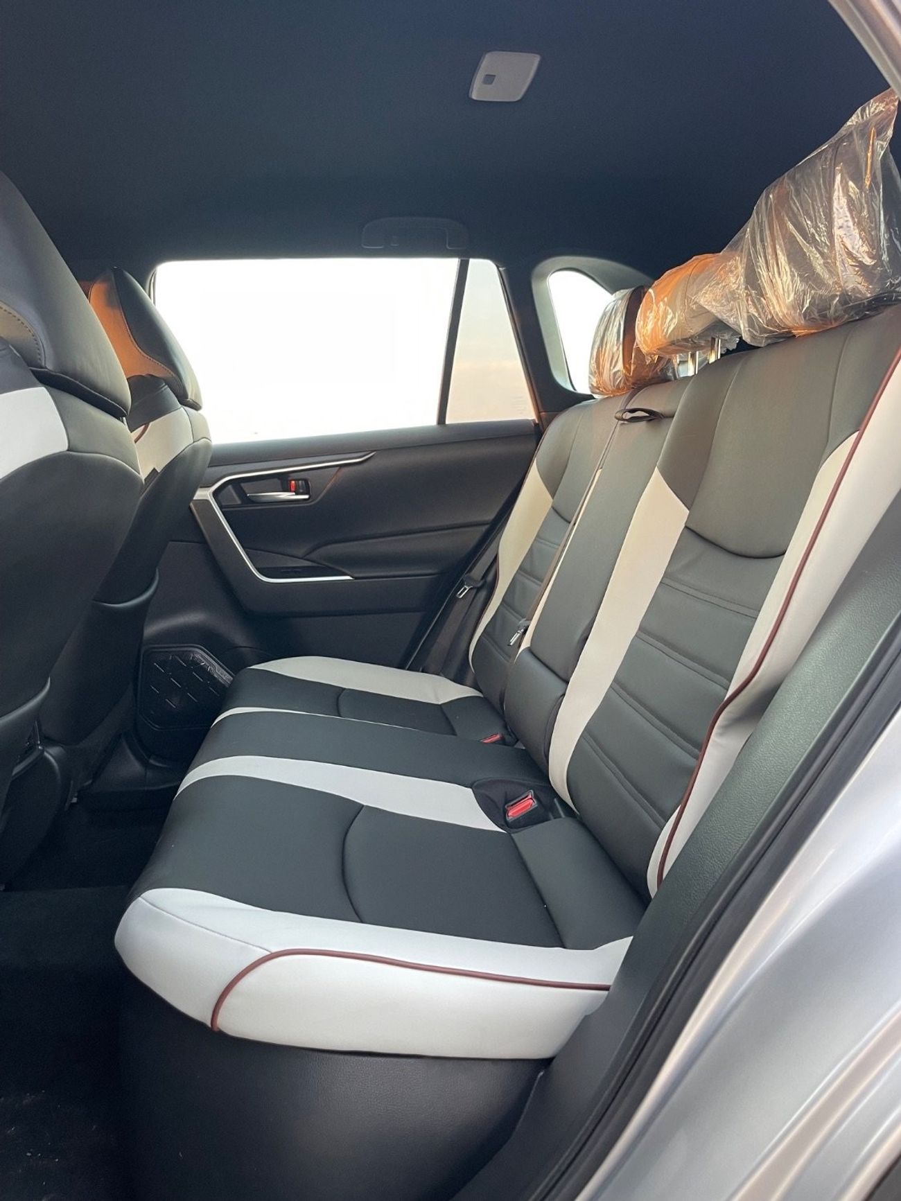 Toyota RAV4 2023 TOYOTA RAV4 SE HYBRID 4x4 IMPORTED FROM USA