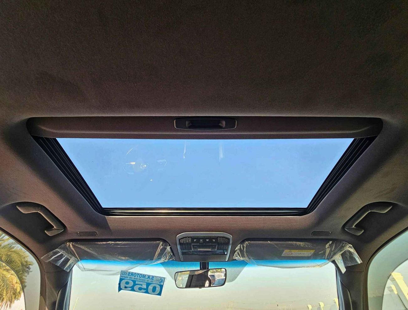 Toyota Land Cruiser GXR 3.5L Twin Turbo / High Option / Leather Power Seats (CODE # LC35GXRM)