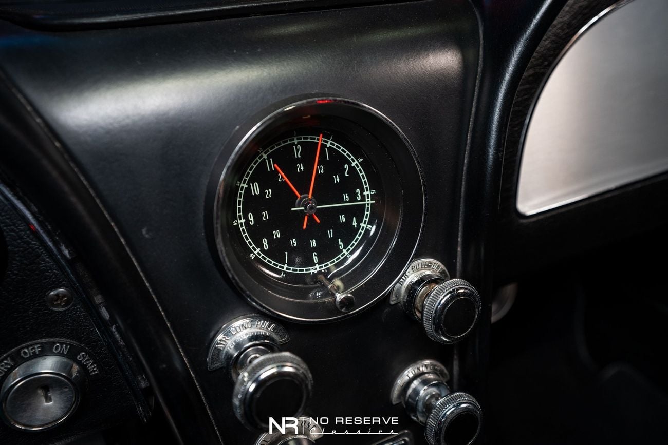 شيفروليه كورفت ZZ502 6 Speed Widebody Restomod