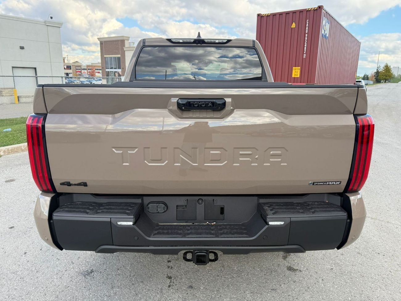 Toyota Tundra LIMITED TRD OFF-ROAD i-FORCE MAX | 2026 | Coming Soon