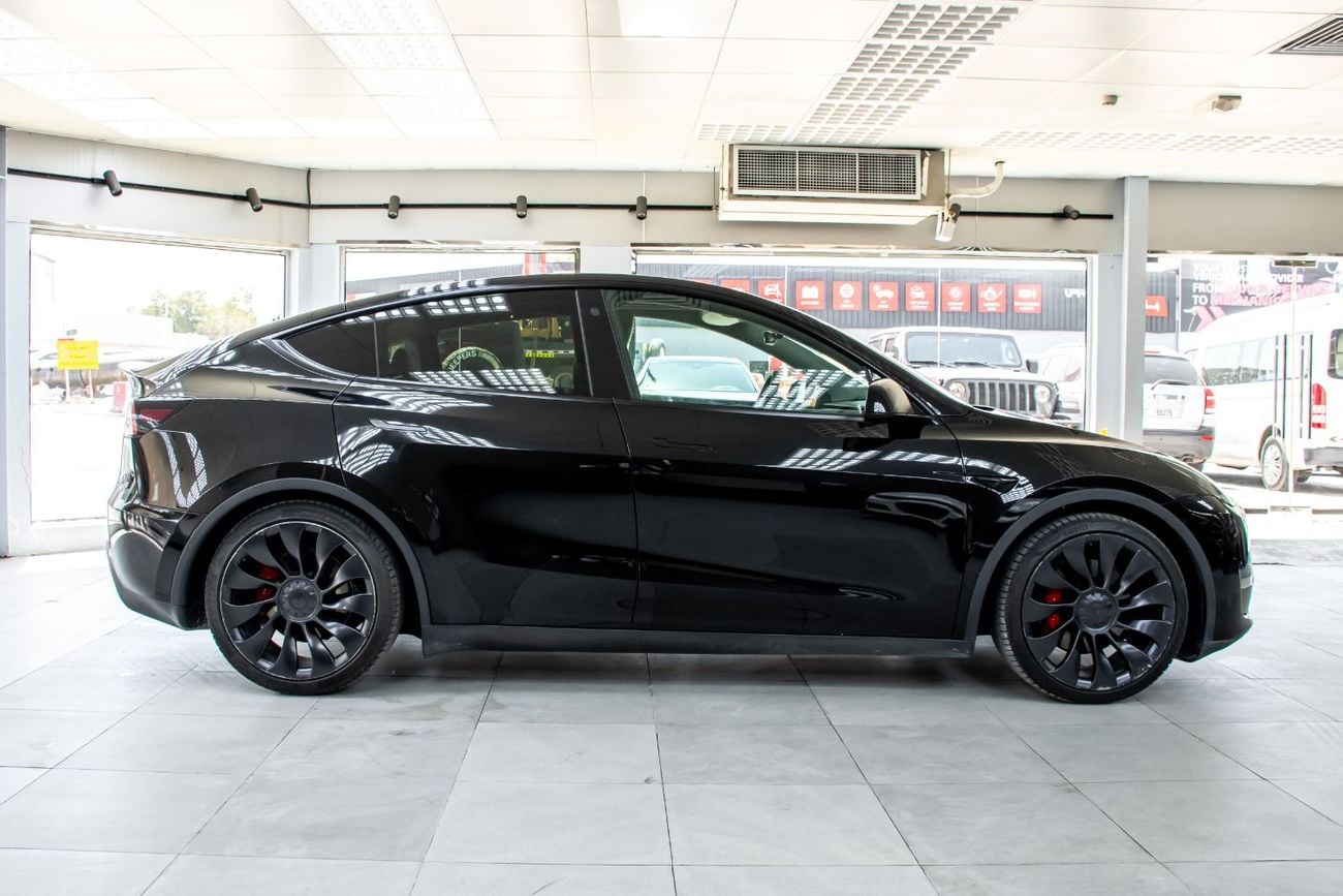 Tesla Model Y Performance (AWD)