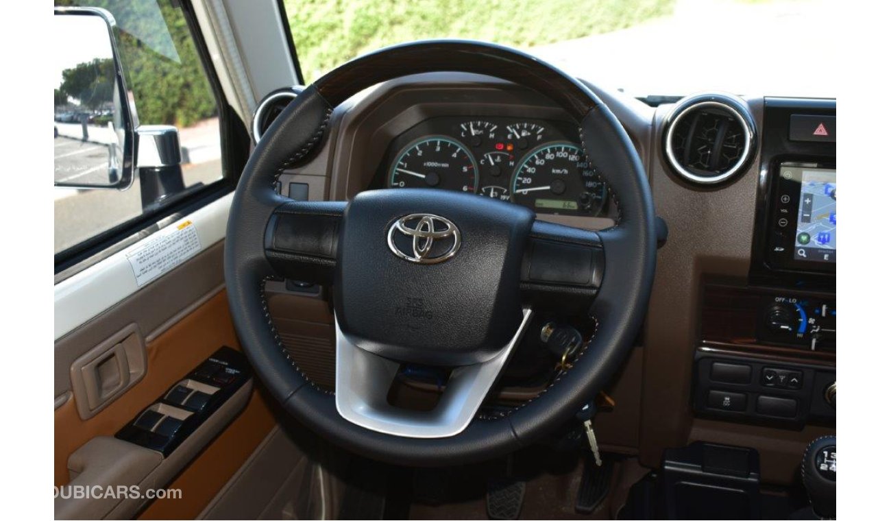 Toyota Land Cruiser Pick Up 79 DC PUP 6X6 V8 4.5L TURBO DIESEL  MANUAL– 70th ANNIVERSARY EDITION