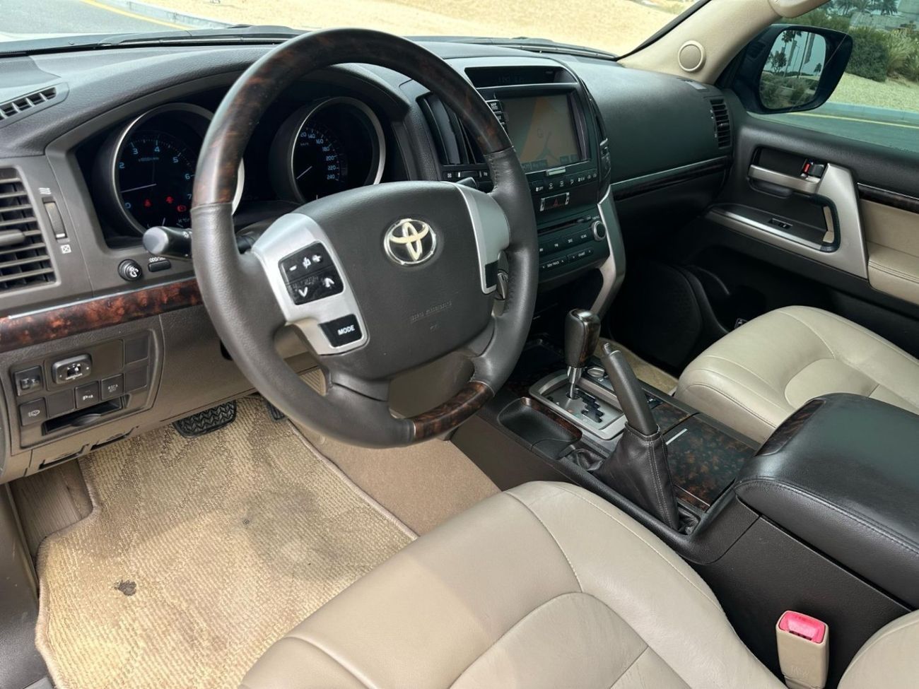 تويوتا لاند كروزر