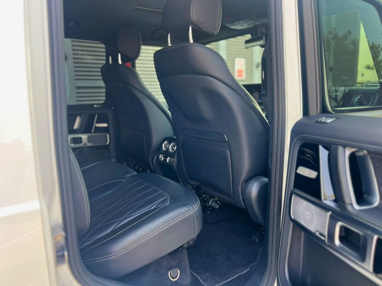 مرسيدس بنز G 550 ستاندارد مرسيدس بنز G موديل 2021 بمواصفات يابانية - حالة ممتازة، عداد كيلومترات منخفض للبيع: مرسيدس بنز G 550