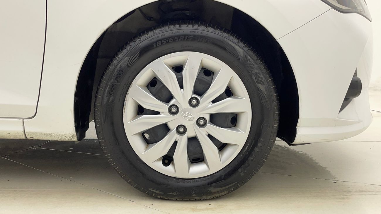 Hyundai Accent SMART 1.6 | Zero Down Payment | Home Test Drive