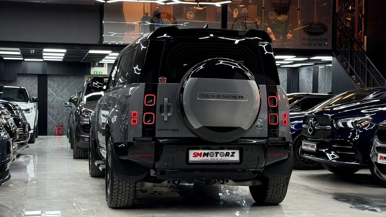 Land Rover Defender P400 110 S 3.0L (5 Seater)