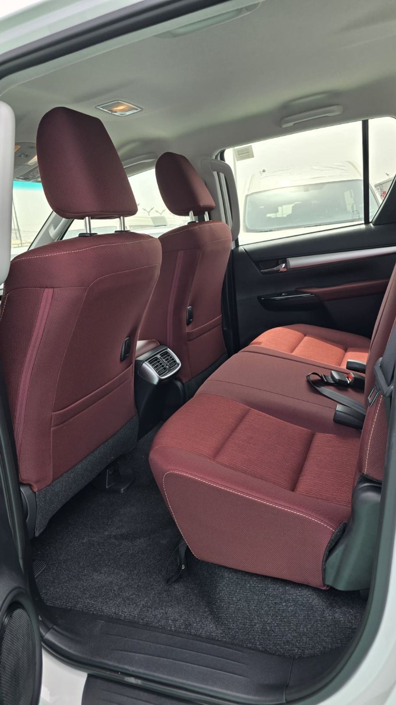 Toyota Hilux DC TRD 4.0L 4WD 2025 MODEL V6 GCC SPECS SR5