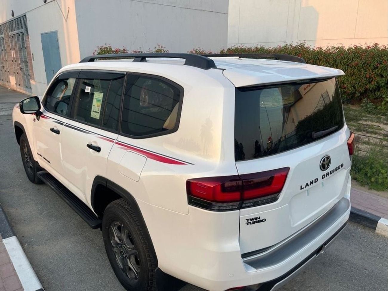 Toyota Land Cruiser GR-S 3.3L