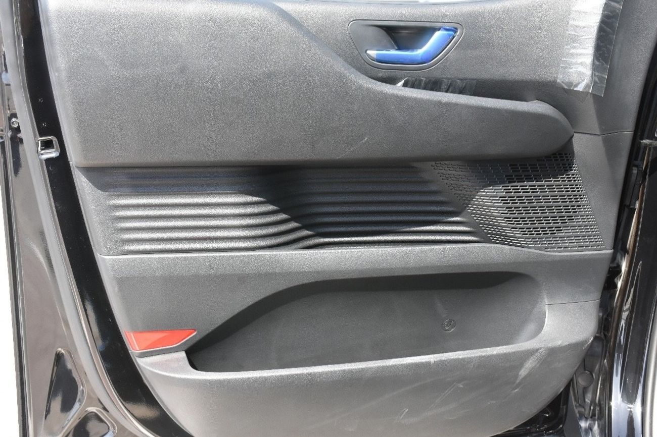 Hyundai H1 Starex ضمان 2 سنه