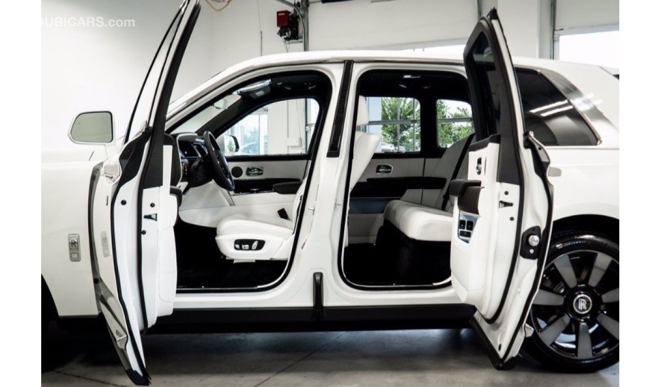 Rolls-Royce Cullinan FREE AIR SHIPPING INCLUDED