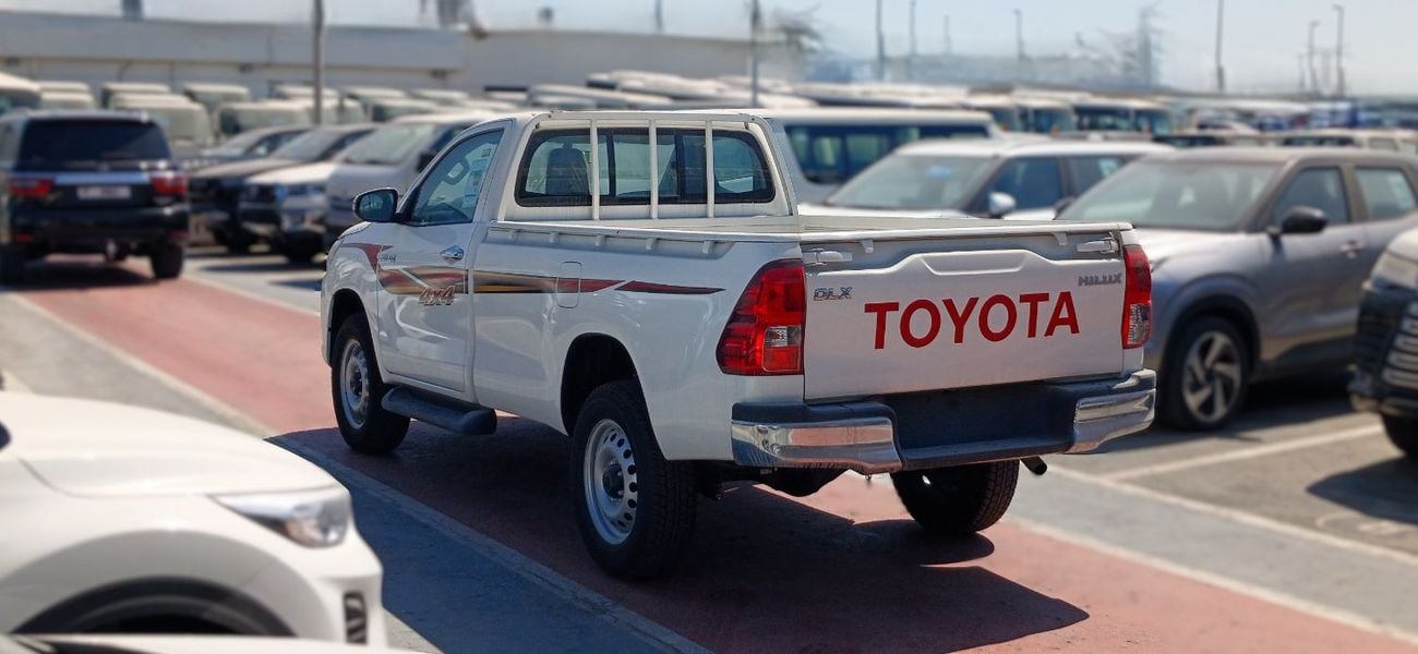 Toyota Hilux 2.4L Diesel Manual 4x4 SC 2026YM