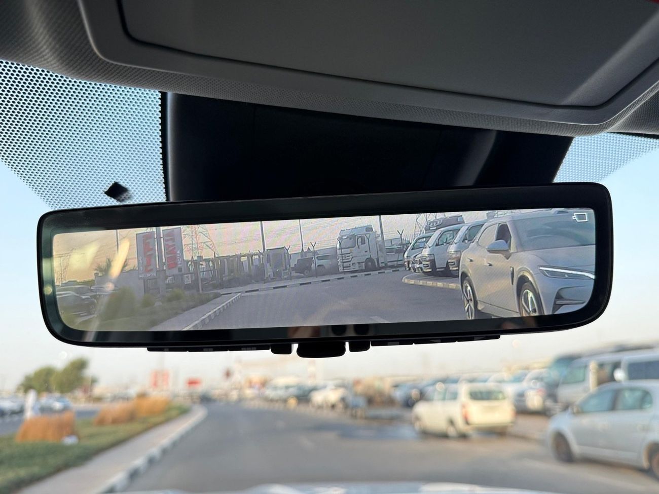 تويوتا هايلاندر GLE BRONZE ED HEV 2.5L