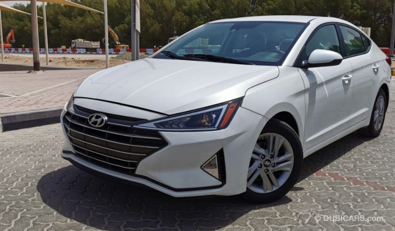 Hyundai Elantra SE - Very Clean Car