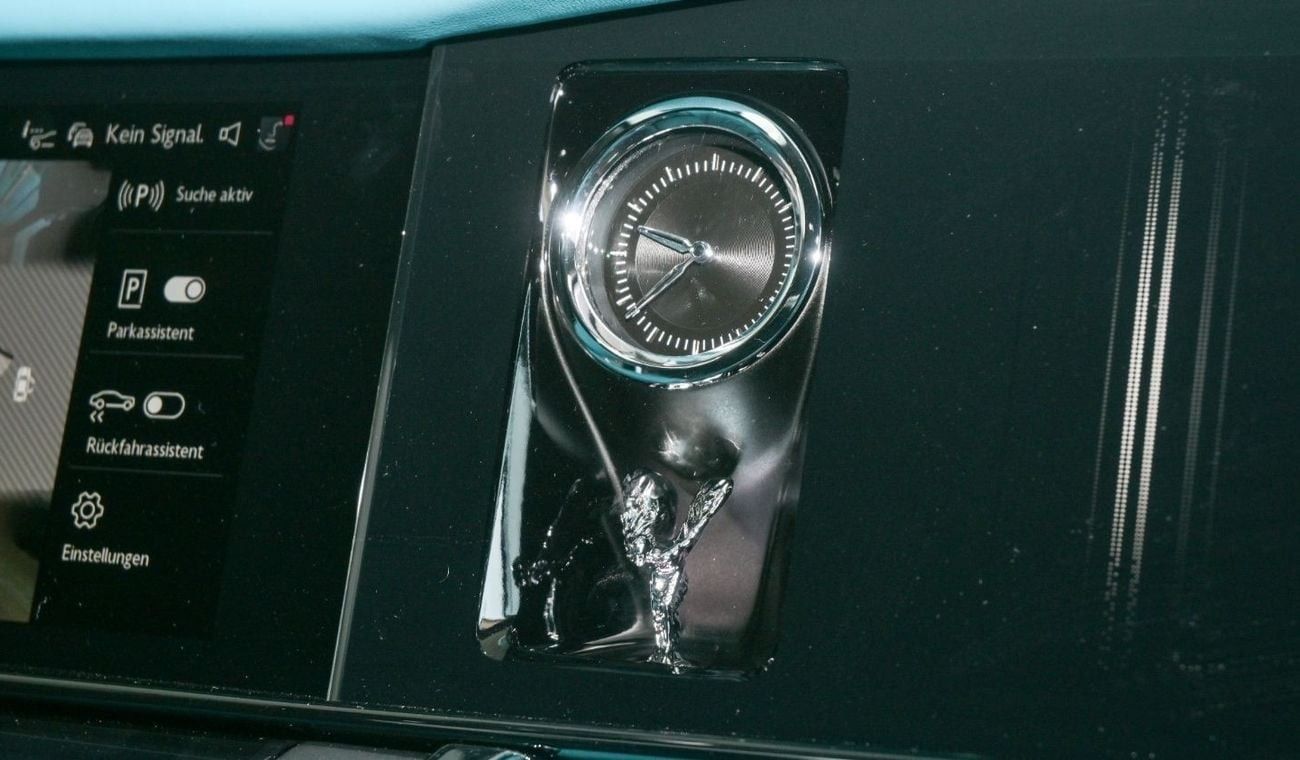 Rolls-Royce Cullinan Rolls Royce Cullinan Silver Badge | 2025