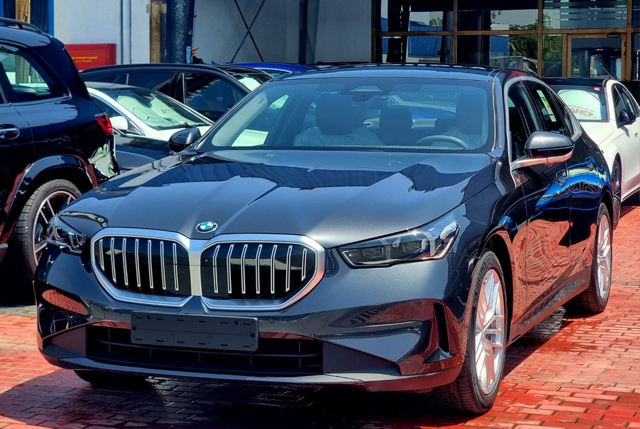 BMW 520i i Warranty & Service 2024 GCC