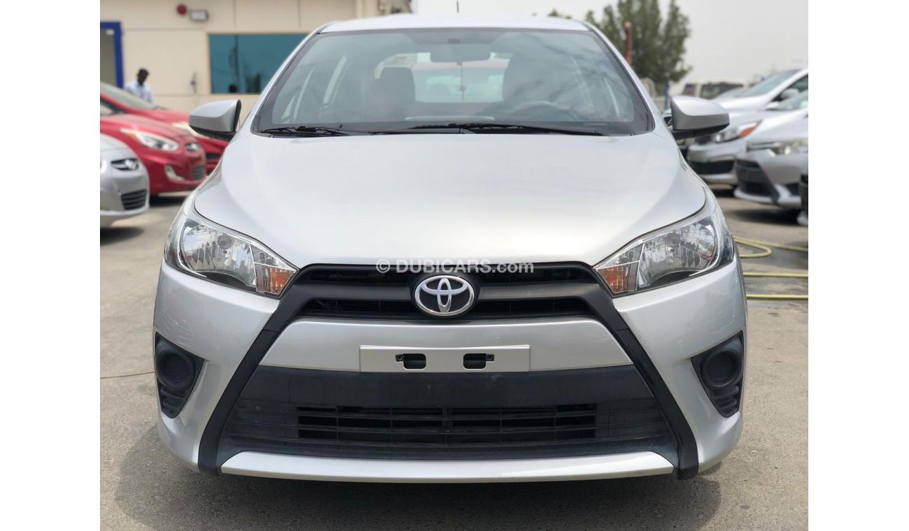 Toyota Yaris E 1.3L, Petrol, Clean Interior and Exterior, MP3, CD-Player. Tuner Audio/Radio, CODE-22171