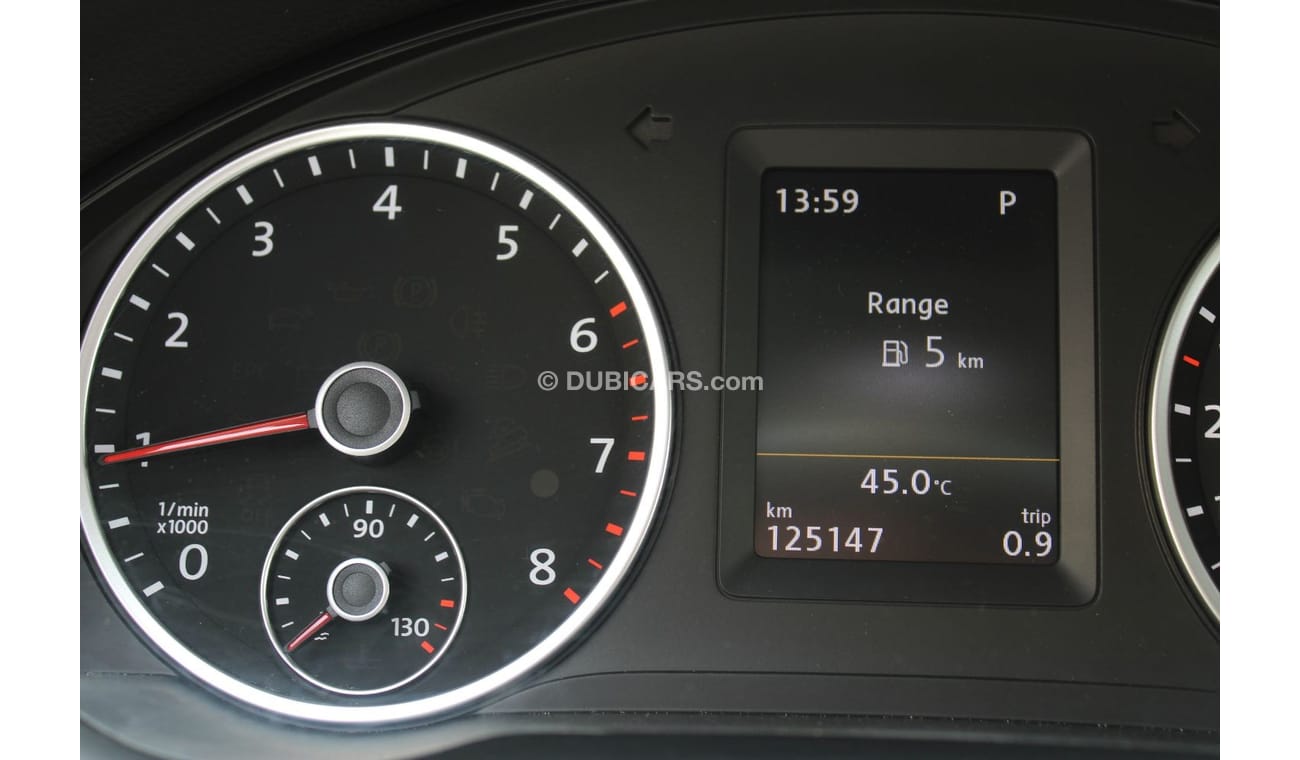 فولكس واجن تيجوان SE خالية من الحوادث - خليجي - مكينة 1400 سي سي - تيربو - السيارة بحالة ممتازة من الداخل والخارج