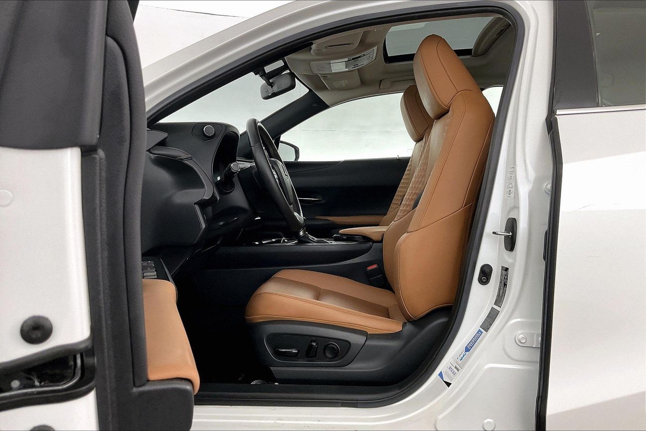 Lexus UX200 Premier | Guaranteed Warranty | 0 Down Payment