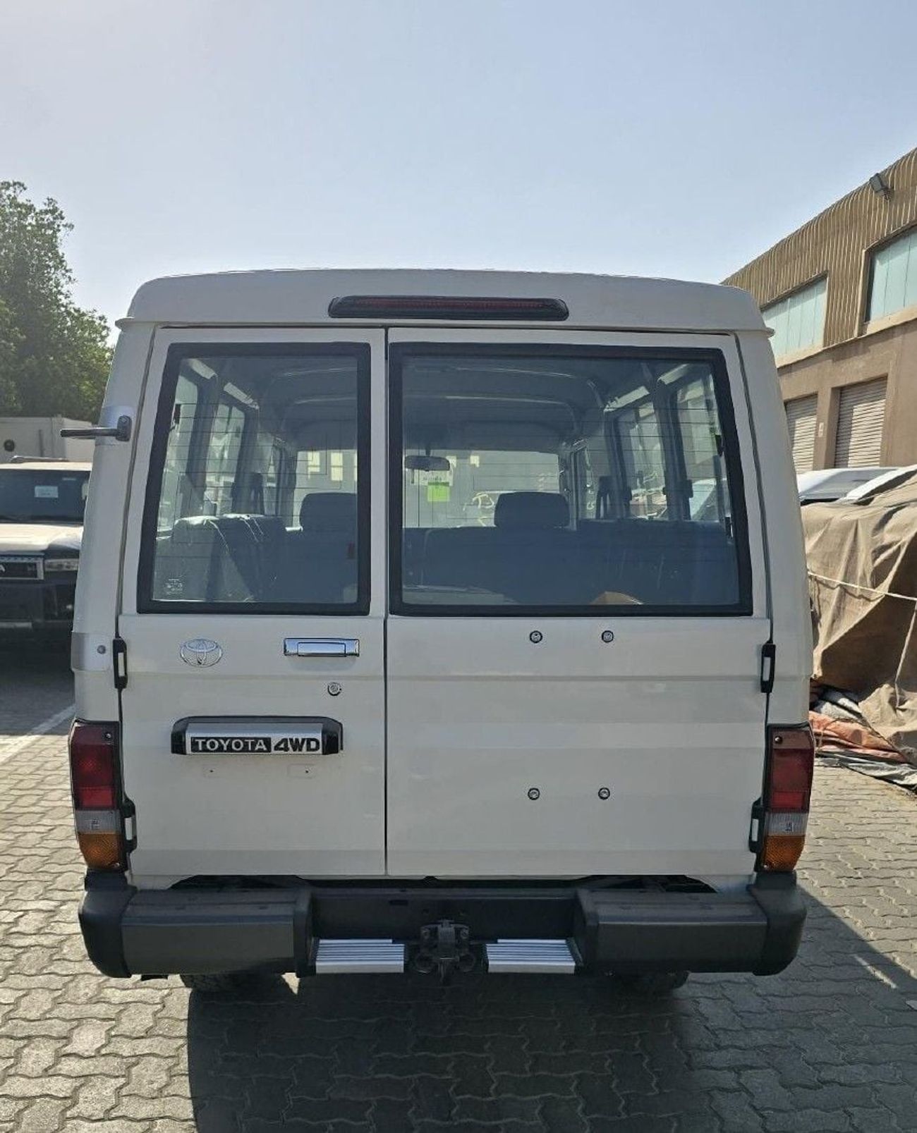 تويوتا لاند كروزر 70 LC78 Hardtop 3 Doors 4.2L Diesel V6 Model 2025