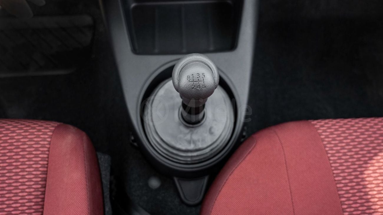 Toyota Hilux DLX