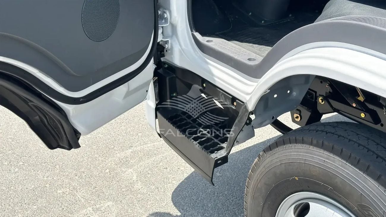 جيرجا ريكو GERJA RIKU 2771CC 2WD ISUZU ENGINE 3T PAYLOAD CARGO MT