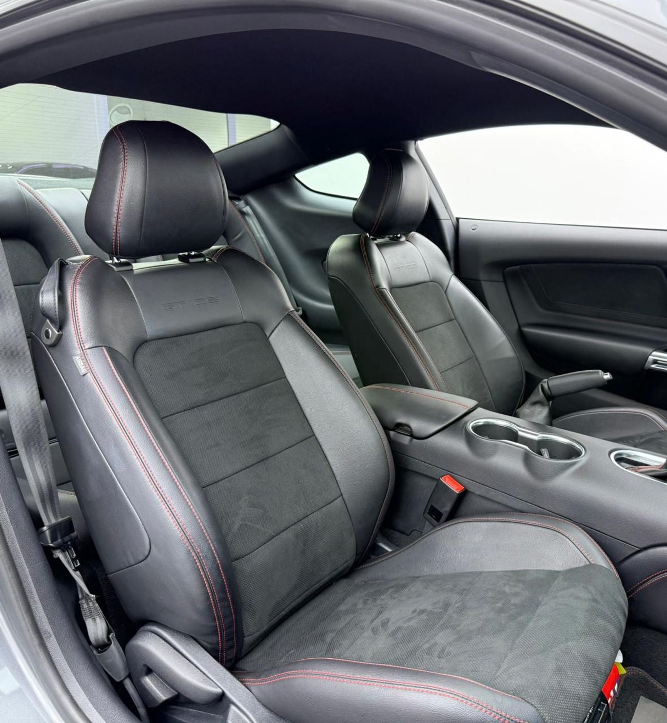 Ford Mustang 2022 Ford Mustang GT California Special, 2027 Ford Warranty + Service Pack, Low km, GCC