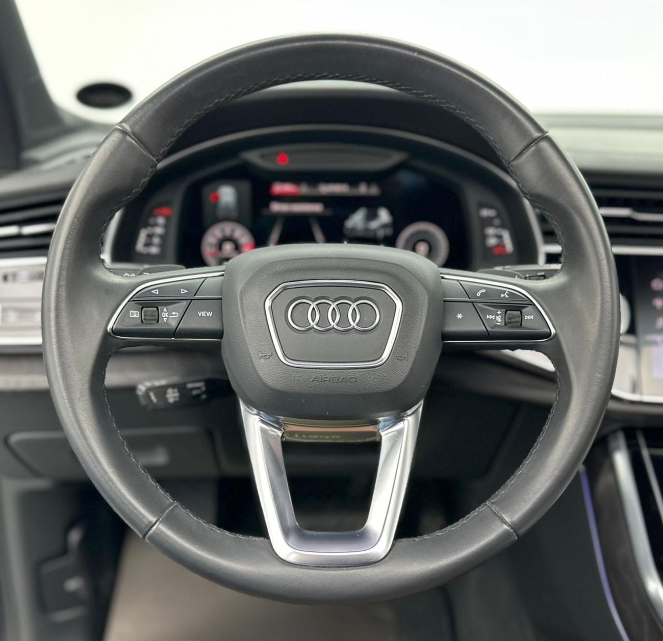 Audi Q7 55 TFSI quattro 3.0L 2021 Audi Q7 55 TFSI Quattro S-Line Black Edition, 1 Year Warranty Unlimited Km