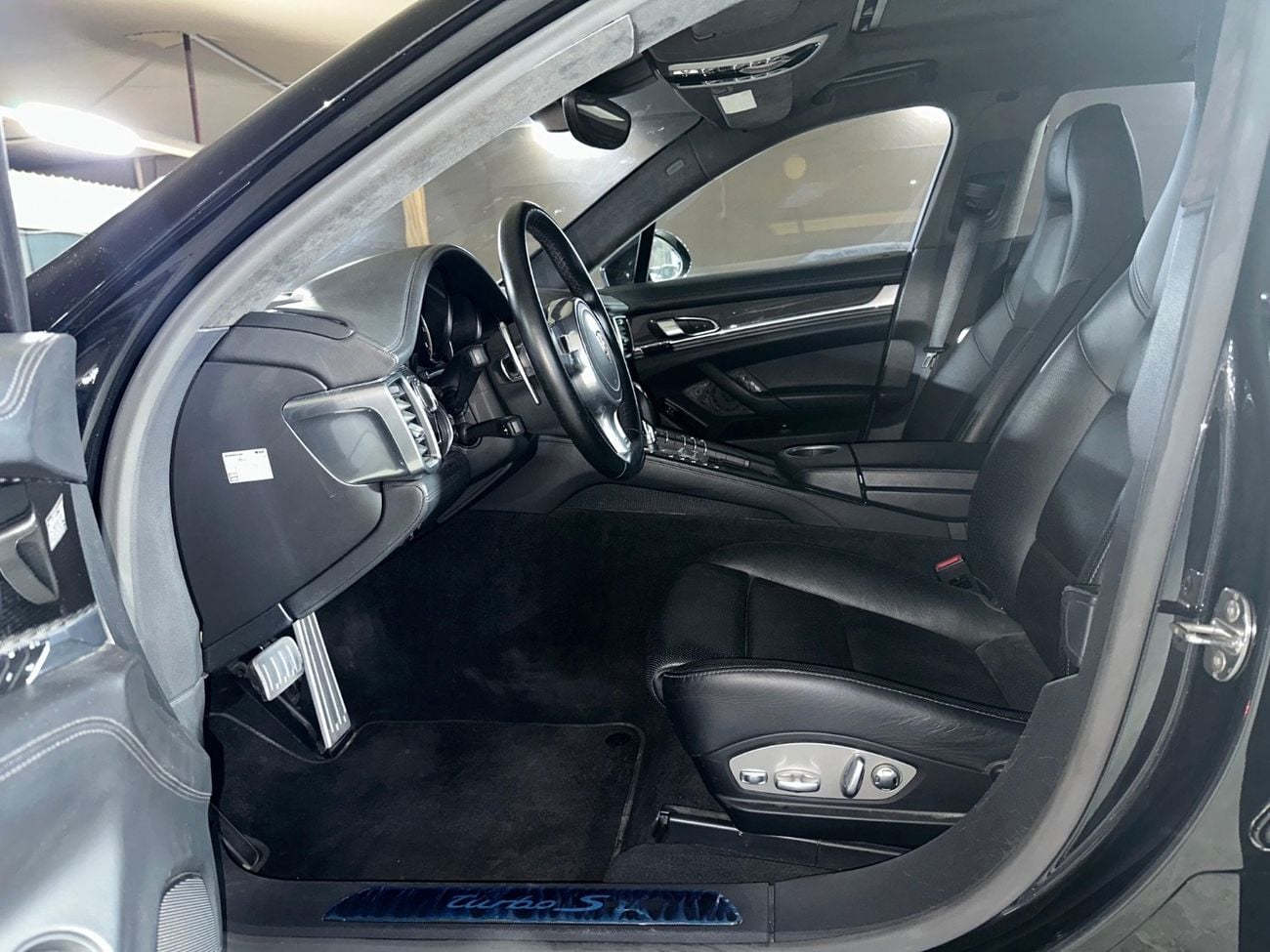 Porsche Panamera TURBO S EXECUTIVE
